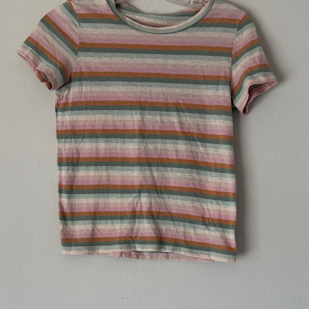 American Eagle Outfitters Heather Gray V-Neck Tee